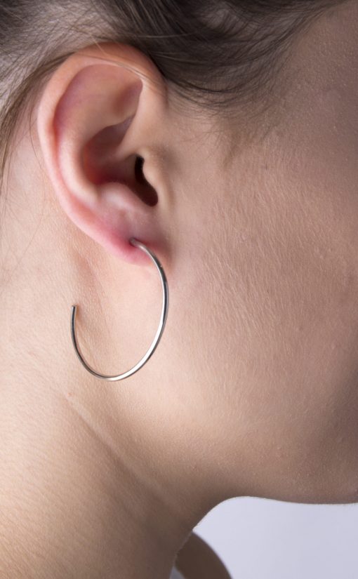 Large hoop earings - Image 3