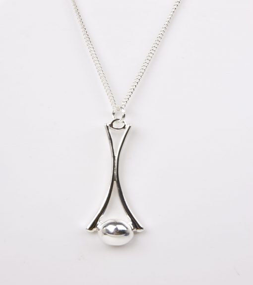 Silver ball necklace