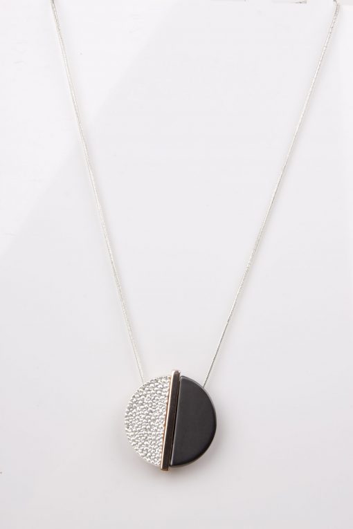 Silver two tone short necklace - Image 2