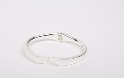 Silver Shiny Bangle