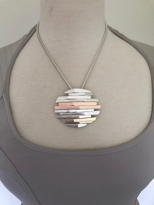 Japanese Circular Effect Pendant Necklace - Image 2
