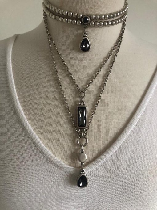The Trixie Treble Necklace Charcoal Grey - Image 3