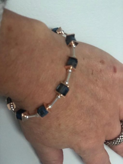Coeur De Lion inspired Navy and Gold Cube Bracelet - Image 5