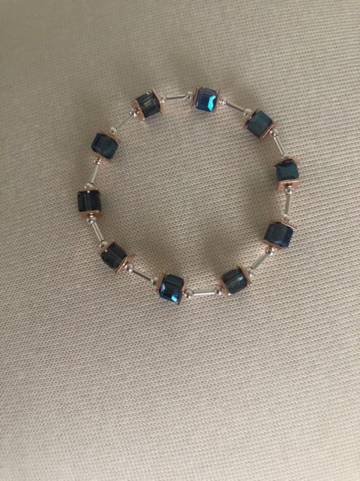 Coeur De Lion inspired Navy and Gold Cube Bracelet - Image 2