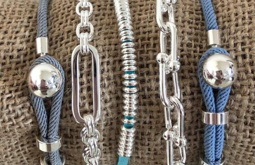 Silver Hoop Link Chain Bracelet - Image 2