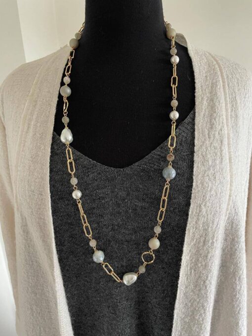 Golden Link Pearl Necklace - Image 4
