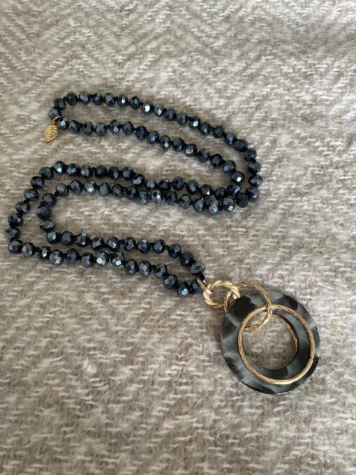Black/Navy Crystal Bead Pendant Stone Necklace - Image 5