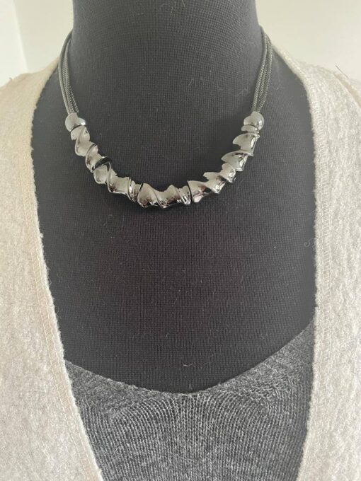 Short Gunmetal Necklace with Swirl Bars - Image 4