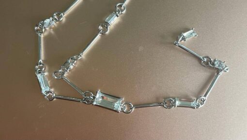Short Crystal Silver Necklace - Image 3