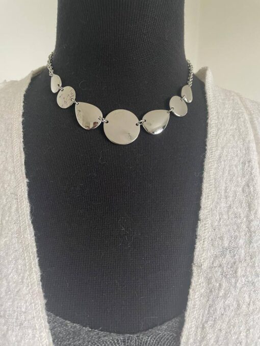 Silver Circle Pendant Necklace - Image 4