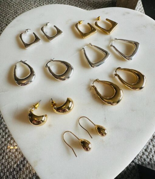 Elvira Silver Organic Shape Oval Earrings - Image 5