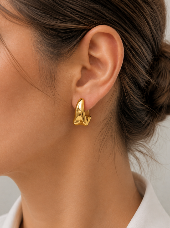 The Aurelia Sculpted Hoops – Gold - Image 4