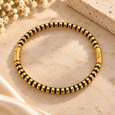 Thin Enamel Noir Gold Beaded Bracelet – Black & Gold