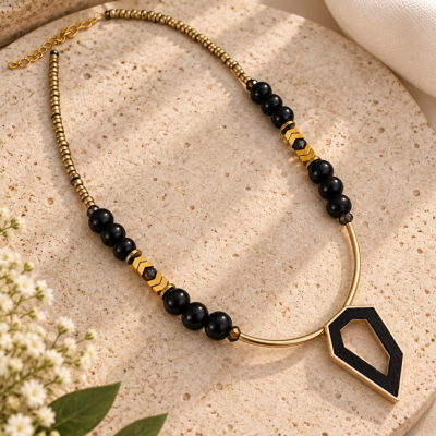 Koa Geo Black Pendant Necklace